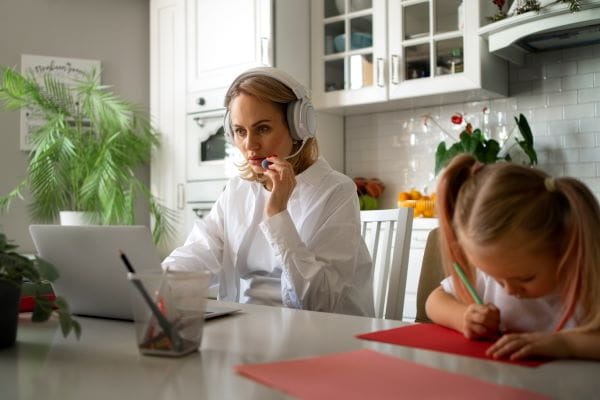 jobs for stay at home moms working from home on laptop